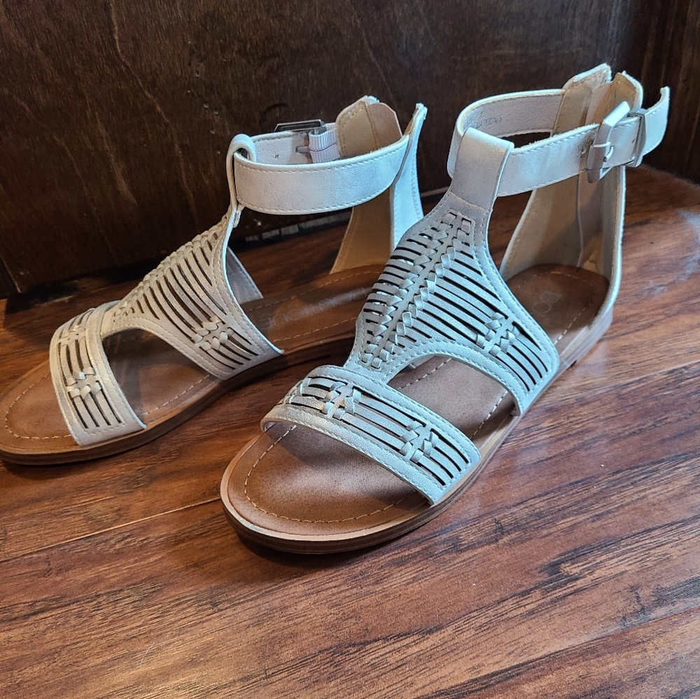 Corky's Boutique fashion sandals size 7